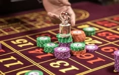 Wisho Casino casino presented on mobile device in Pakistan with slots and live games